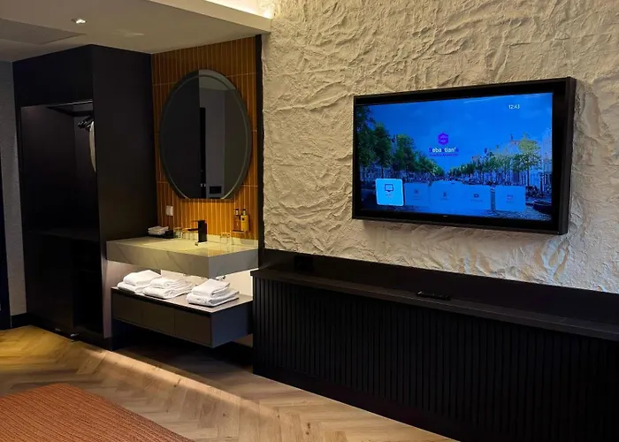 Hotel Sebastians